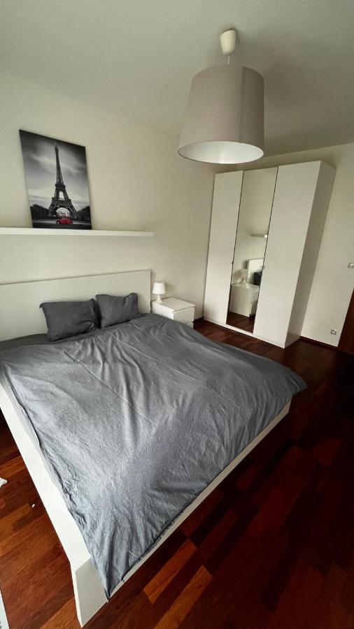 Residence Garden Tower S Balkonem, Garaz 프라하 외부 사진